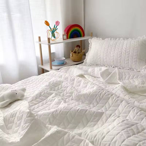 260*240 / White
