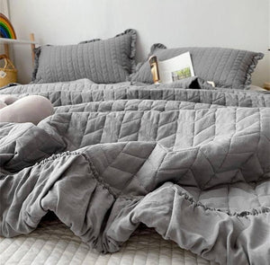 260*240 / dark gray