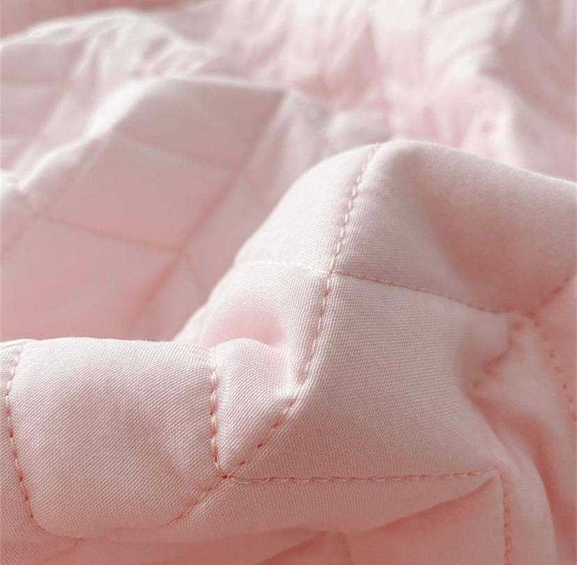 260*240 / Pink
